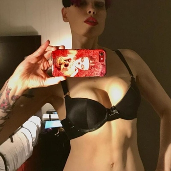 Contact met Klemmen4U, 35 jarige Vrouw uit Antwerpen